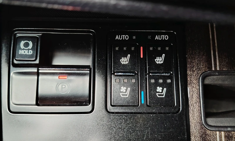 Lexus RX 450h, снимка 12 - Автомобили и джипове - 53025117