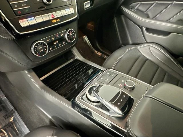 Mercedes-Benz GLE 63 S AMG, снимка 13 - Автомобили и джипове - 52614335