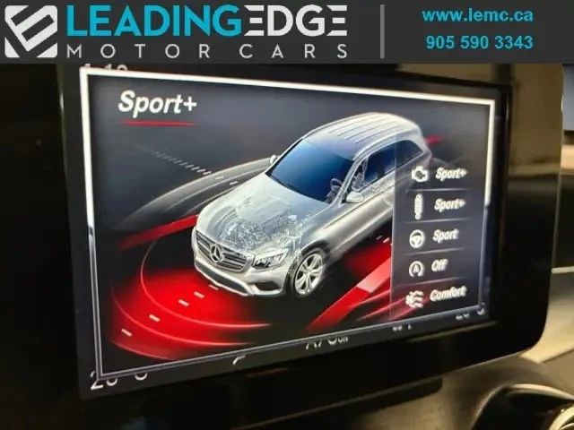 Mercedes-Benz GLC 43 AMG / 4MATIC AWD / ПАНОРАМА / CARFAX / ЦЕНА ДО БГ , снимка 13 - Автомобили и джипове - 53361682