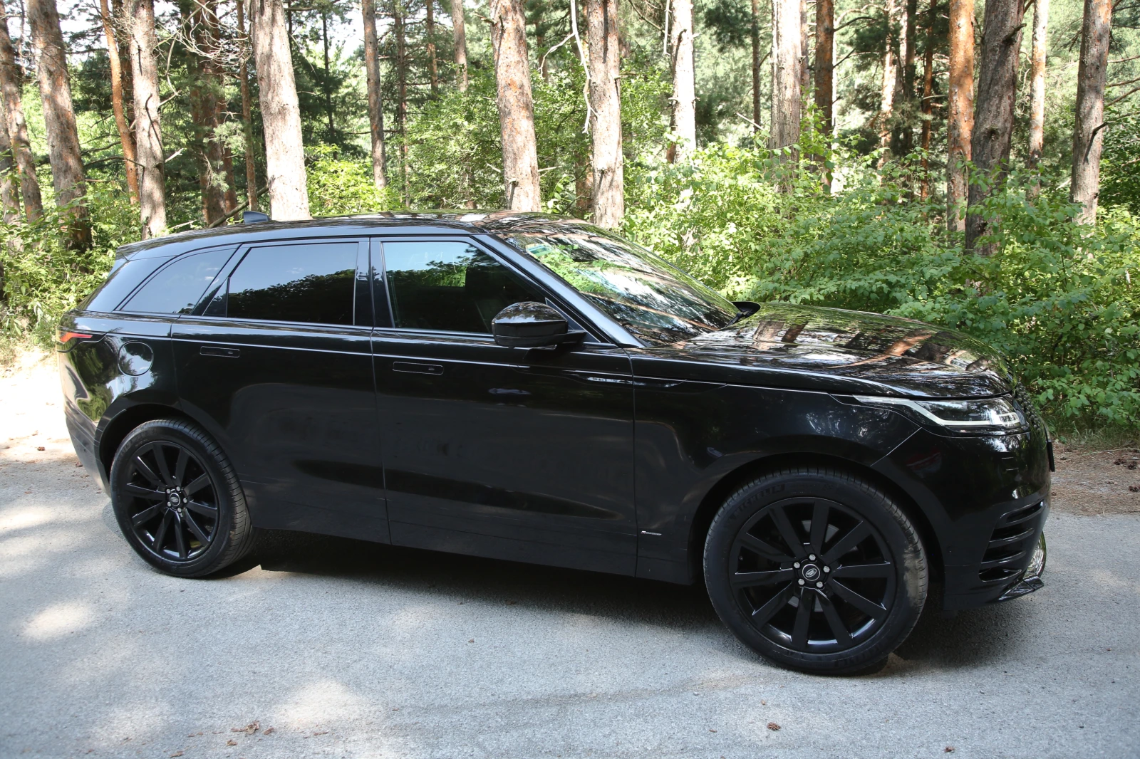 Land Rover Range Rover Velar  - изображение 2