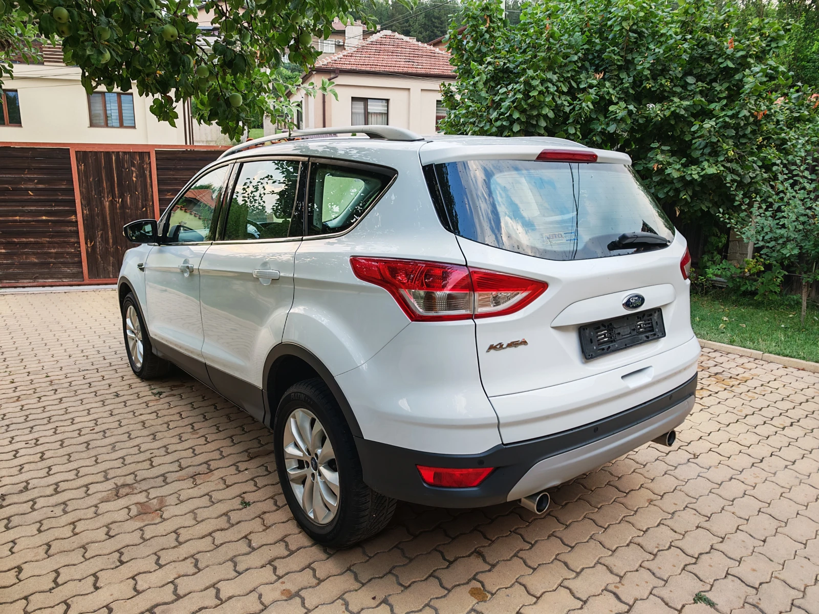 Ford Kuga 2.0 TDCI - изображение 6