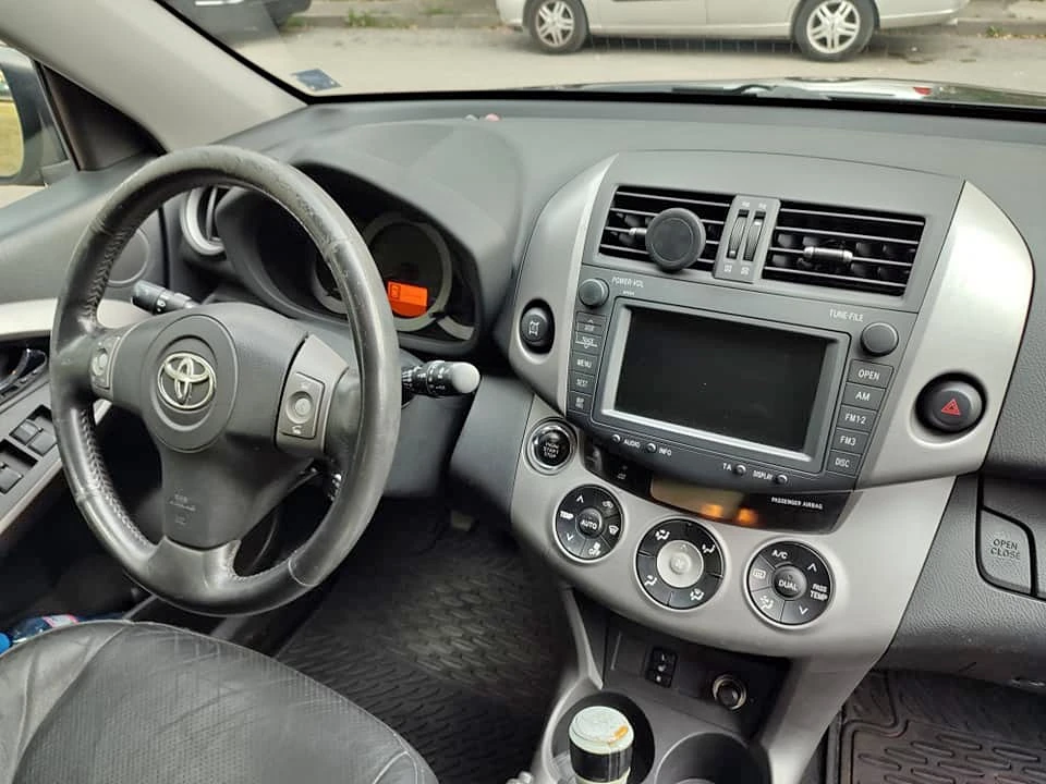 Toyota Rav4  - изображение 7