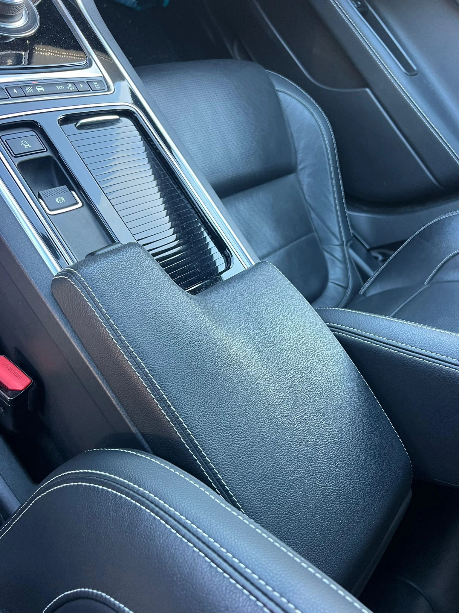 Jaguar XE | Mobile.bg � ����������� 10