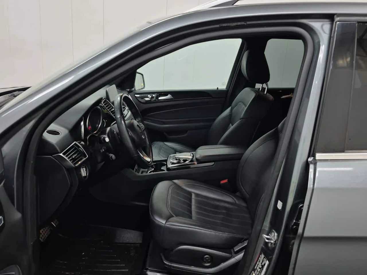 Mercedes-Benz GLE 400 AMG | ПАНО | 360 | BURMESTER | KEYLESS, снимка 5 - Автомобили и джипове - 53954906