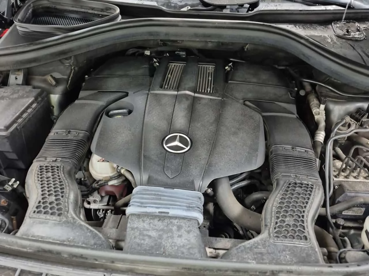 Mercedes-Benz GLE 400 AMG | ПАНО | 360 | BURMESTER | KEYLESS, снимка 16 - Автомобили и джипове - 53954906