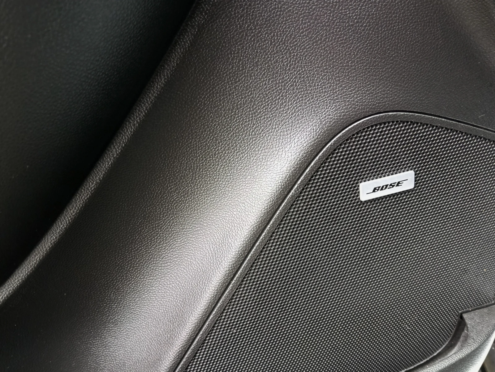 Opel Mokka 1.4i COSMO FULL, снимка 12 - Автомобили и джипове - 53999952