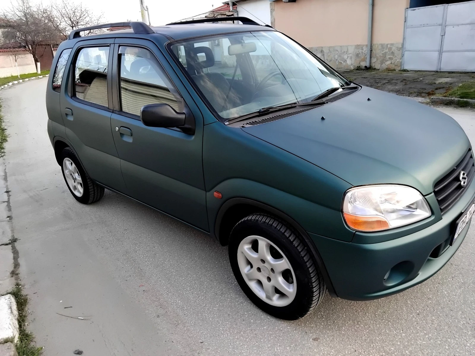 Suzuki Ignis 1.3i.86k.4+ 4.ГАЗ + КЛИМА. ВЕРИГА ..., снимка 5 - Автомобили и джипове - 54035376