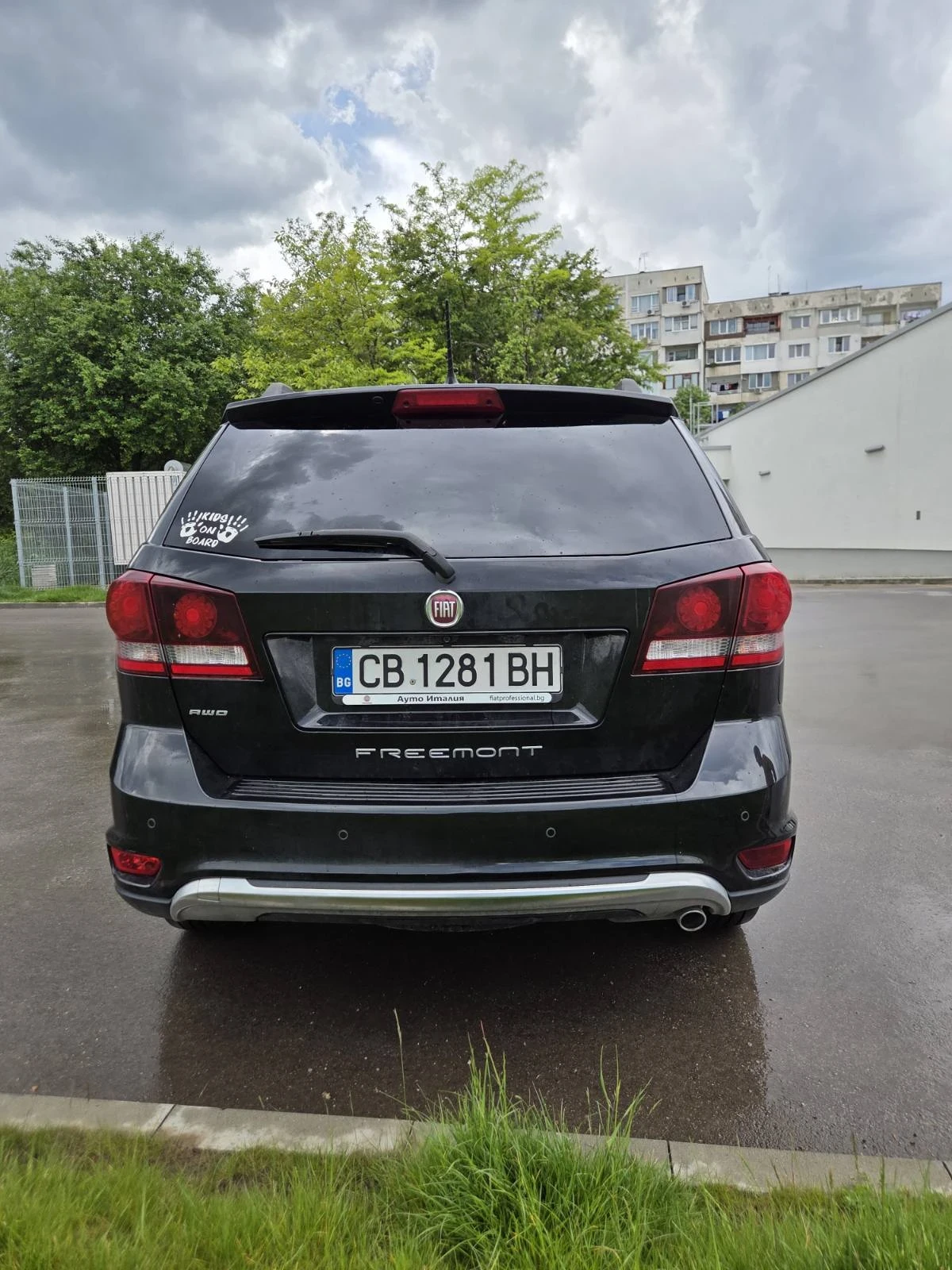 Fiat Freemont 2.0 MultiJet AWD (170 к.с.)+ зимни гуми + греди, снимка 5 - Автомобили и джипове - 54577793