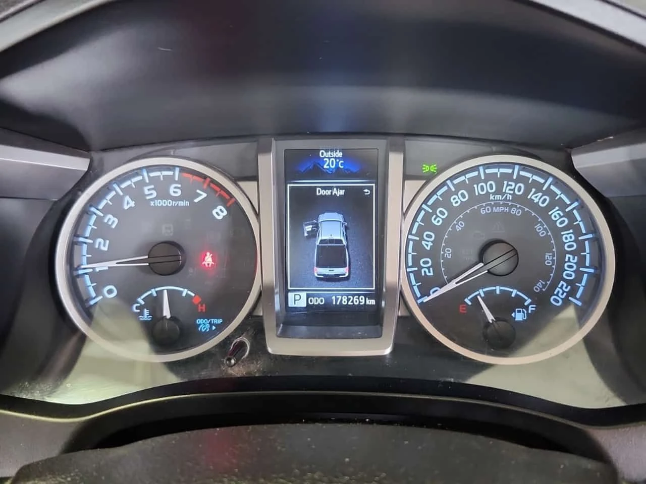 Toyota Tacoma LIMITED CREW CAB LONG BED * CARFAX * ����������� | Mobile.bg � ����������� 8