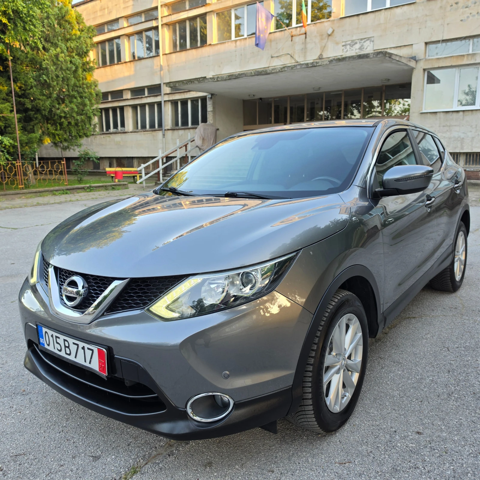 Nissan Qashqai 1.5DCI, снимка 1 - Автомобили и джипове - 54691902