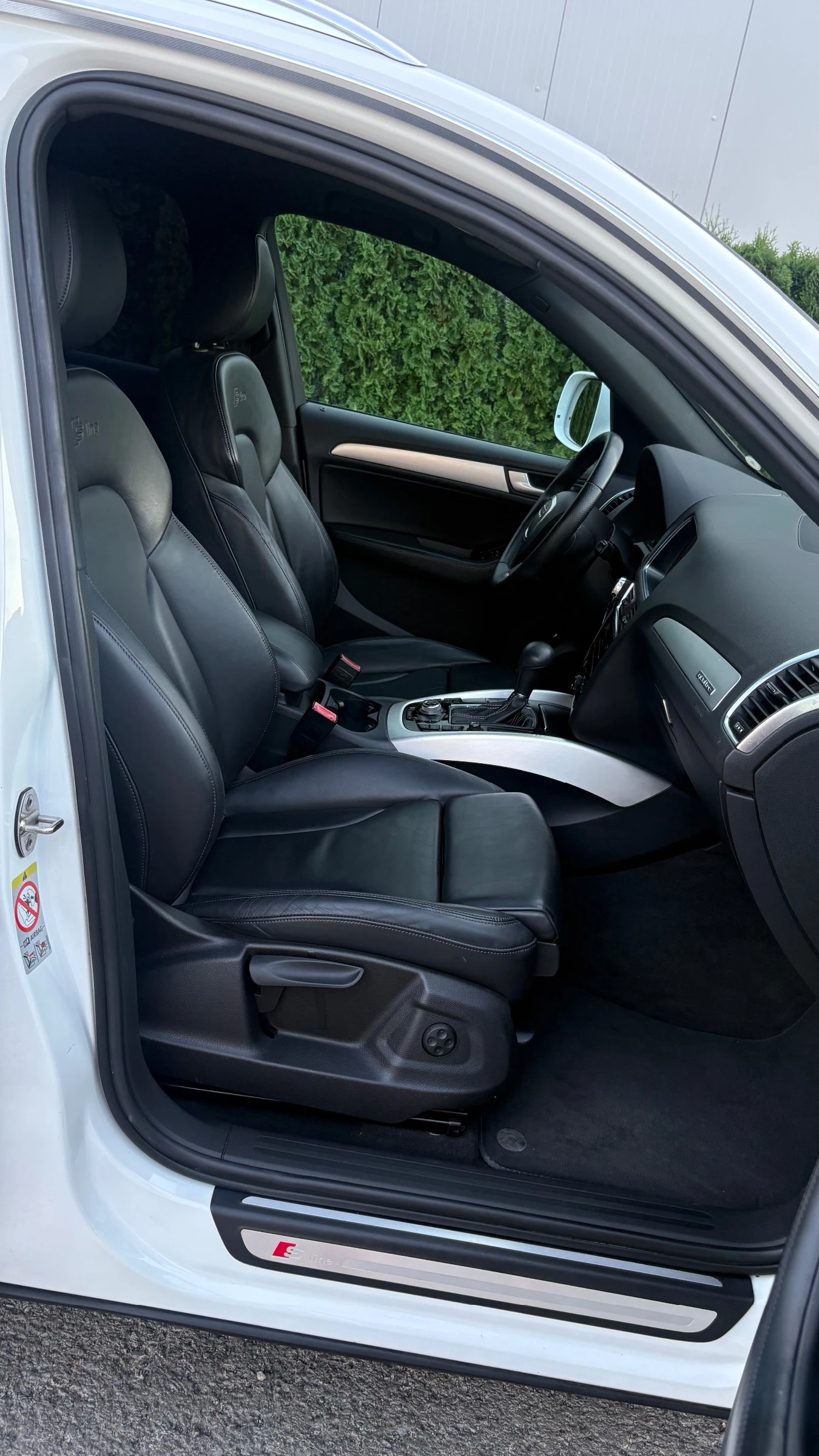 Audi Q5 3.0tdi /S-Line / Панорама, снимка 13 - Автомобили и джипове - 55743653