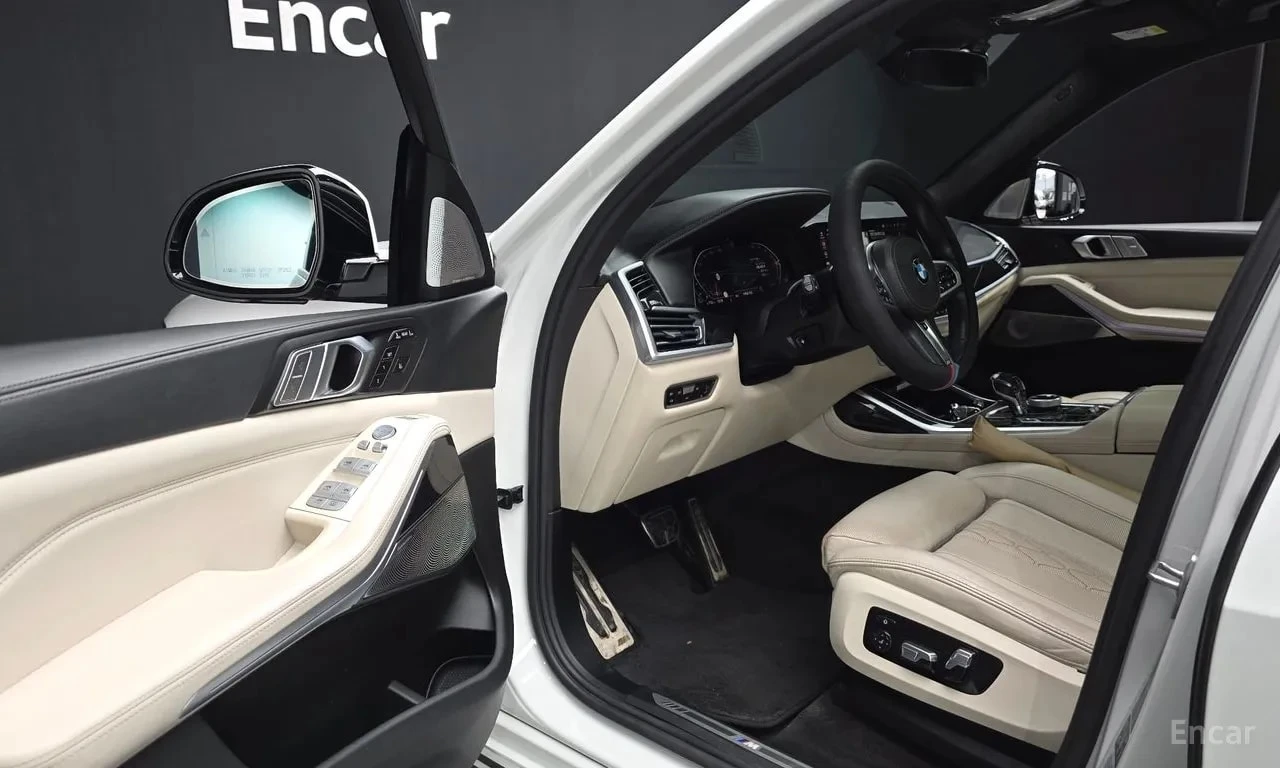 BMW X7 * xDrive 40d M Sport 6STR * АВТОКРЕДИТ * , снимка 10 - Автомобили и джипове - 56103229
