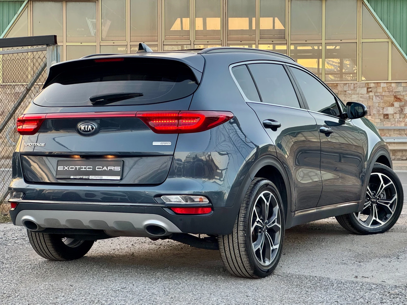 Kia Sportage 2.0D 2WD ! Intelligent !, снимка 4 - Автомобили и джипове - 56328261