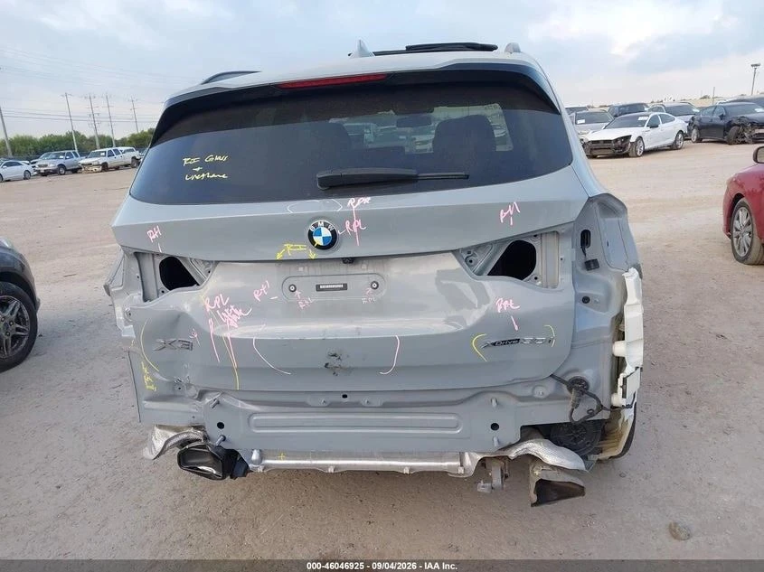 BMW X3, снимка 15 - Автомобили и джипове - 56706510