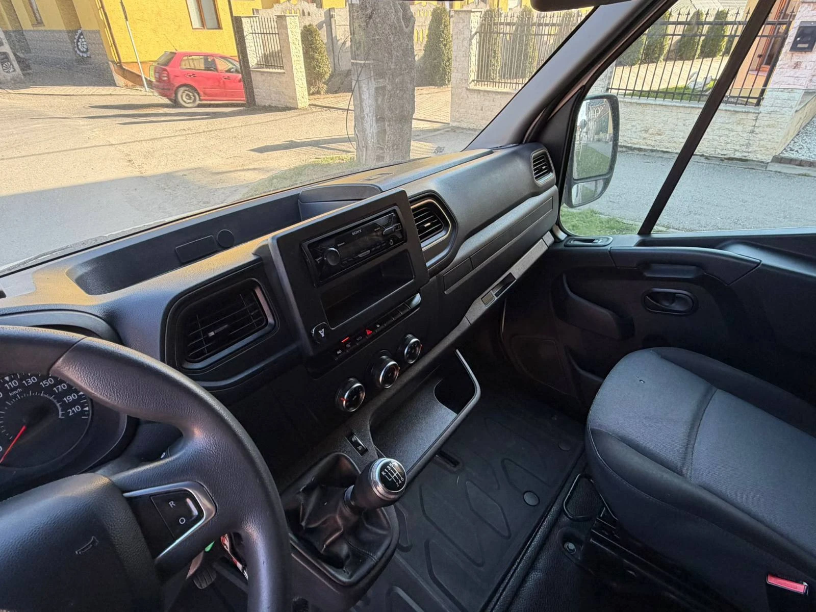 Renault Master ОЧАКВАН ВНОС//ДВЕ ЛЕГЛА//ЛИЗИНГ, снимка 7 - Бусове и автобуси - 53816571