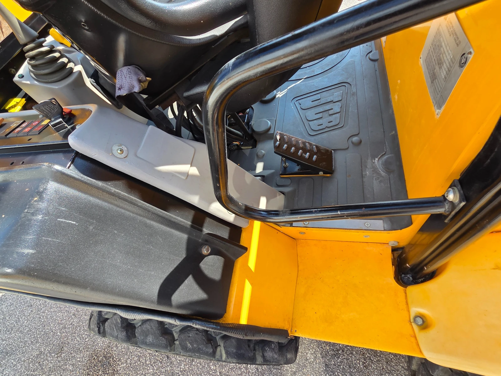 Багер JCB 1-CX- 377ЧАСА.-УНИКАТ, снимка 13 - Индустриална техника - 55619033
