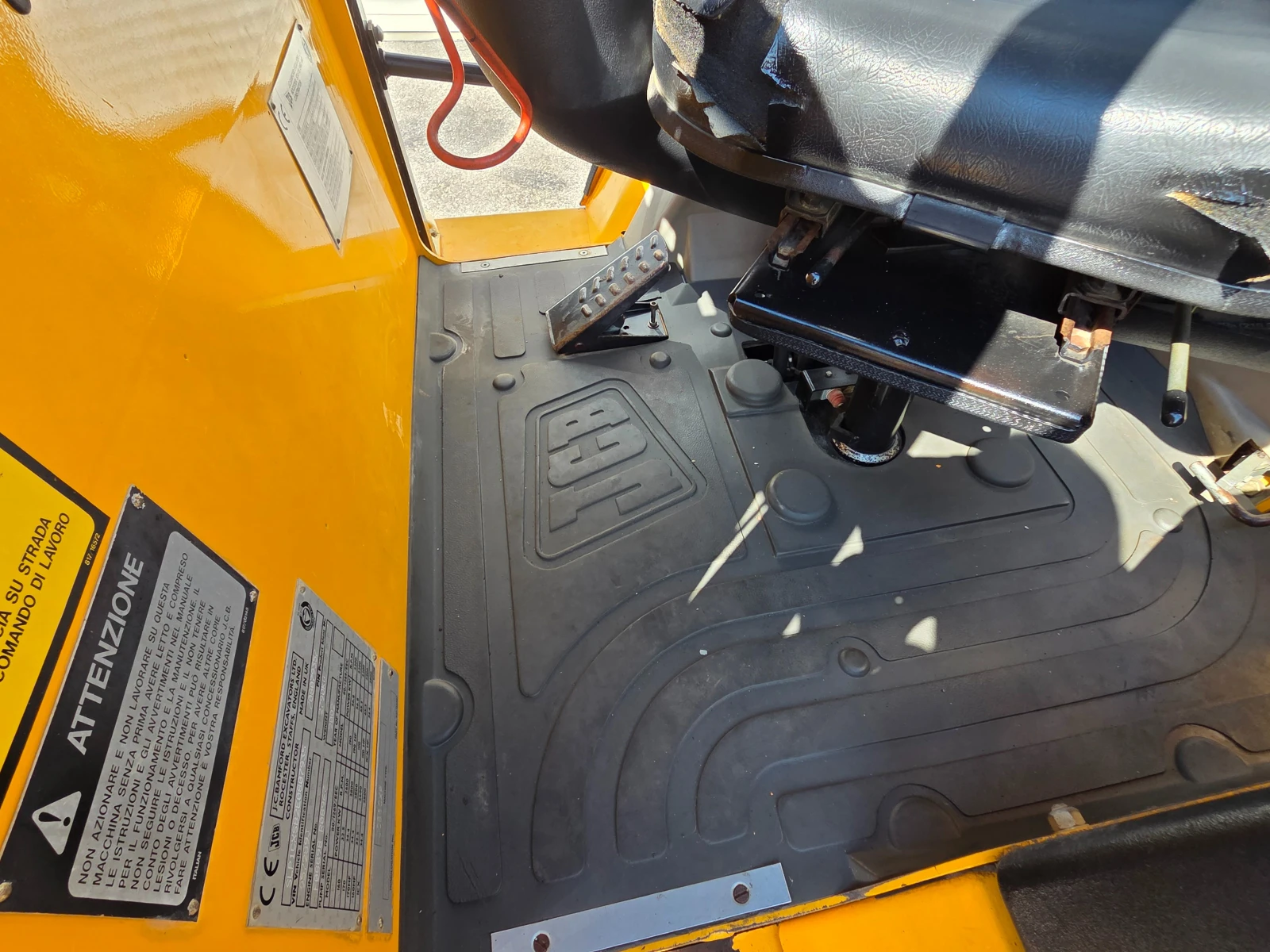 Багер JCB 1-CX- 377ЧАСА.-УНИКАТ, снимка 10 - Индустриална техника - 55619033