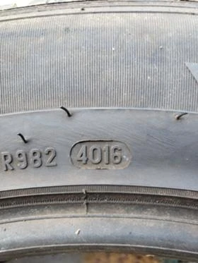 Гуми Зимни 215/65R16, снимка 8