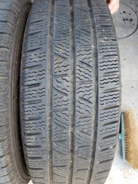 Гуми Зимни 215/65R16, снимка 4