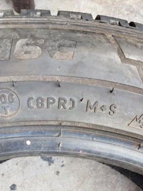 Гуми Зимни 215/65R16, снимка 7