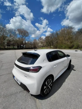 Peugeot 208 1.2 HYBRID 110  , снимка 6