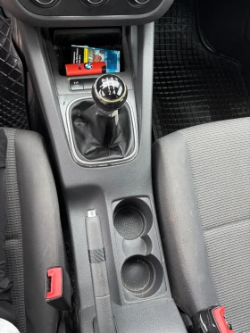 VW Jetta Volkswagen Jetta 1.6 + Газ, снимка 14