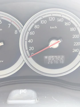 Subaru Legacy, снимка 1