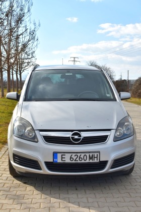Opel Zafira, снимка 2 - Автомобили и джипове - 45936726