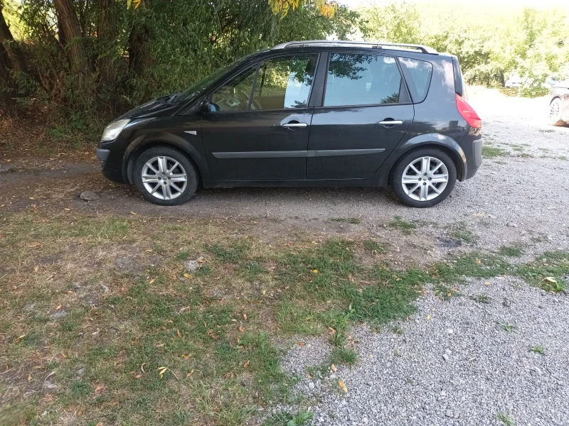 Renault Scenic 2.0 135 коня Газ-бензин, снимка 8 - Автомобили и джипове - 42249570