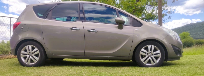 Opel Meriva 1.4, снимка 7 - Автомобили и джипове - 51598299
