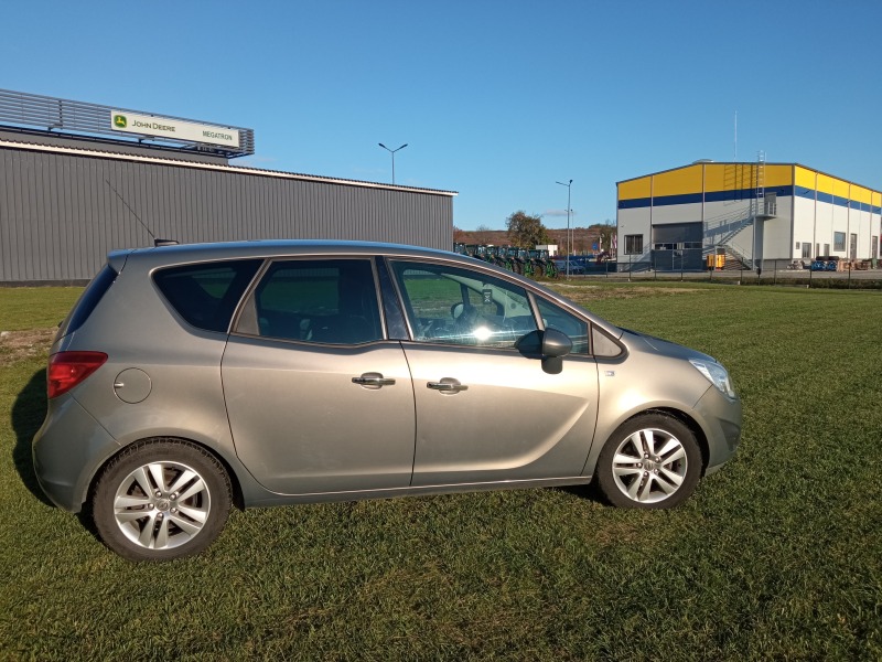 Opel Meriva 1.4, снимка 8 - Автомобили и джипове - 45217266