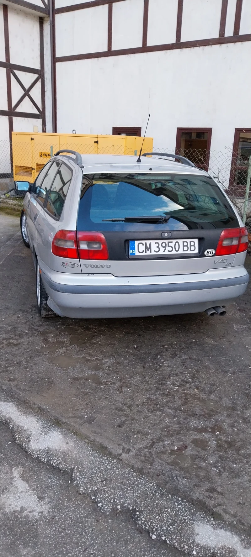 Volvo V40, снимка 12 - Автомобили и джипове - 48914328