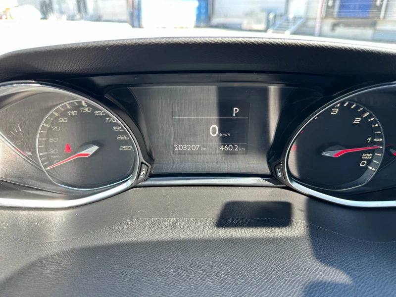 Peugeot 308 ГАРАНЦИЯ/GT Line/2.0hdi/Автомат/Панорама, снимка 13 - Автомобили и джипове - 50801431
