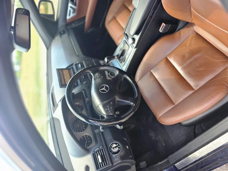 Mercedes-Benz C 350 C350i, снимка 8 - Автомобили и джипове - 52665707