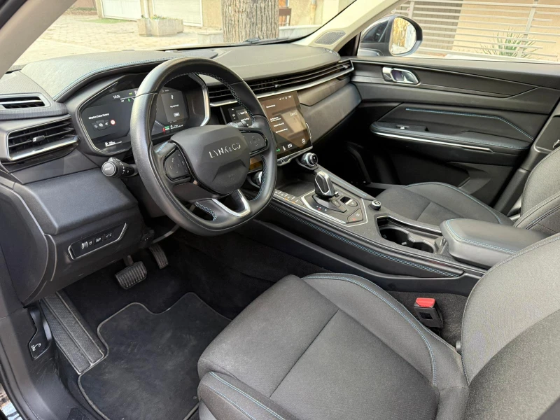 LynkCo 01, снимка 8 - Автомобили и джипове - 52816550