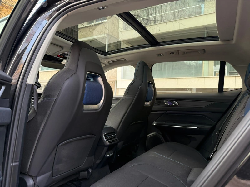 LynkCo 01, снимка 14 - Автомобили и джипове - 52816550