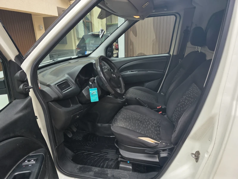 Opel Combo, снимка 10 - Автомобили и джипове - 52891464