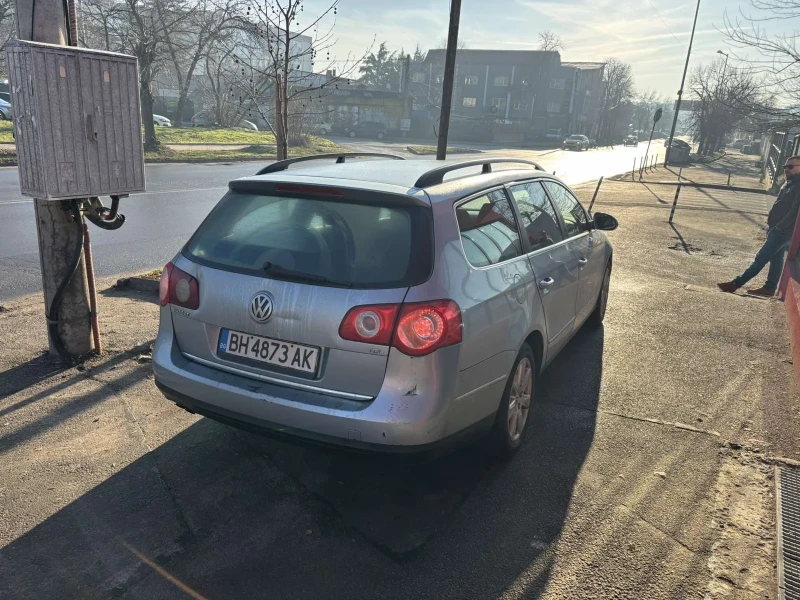 VW Passat, снимка 2 - Автомобили и джипове - 53107078