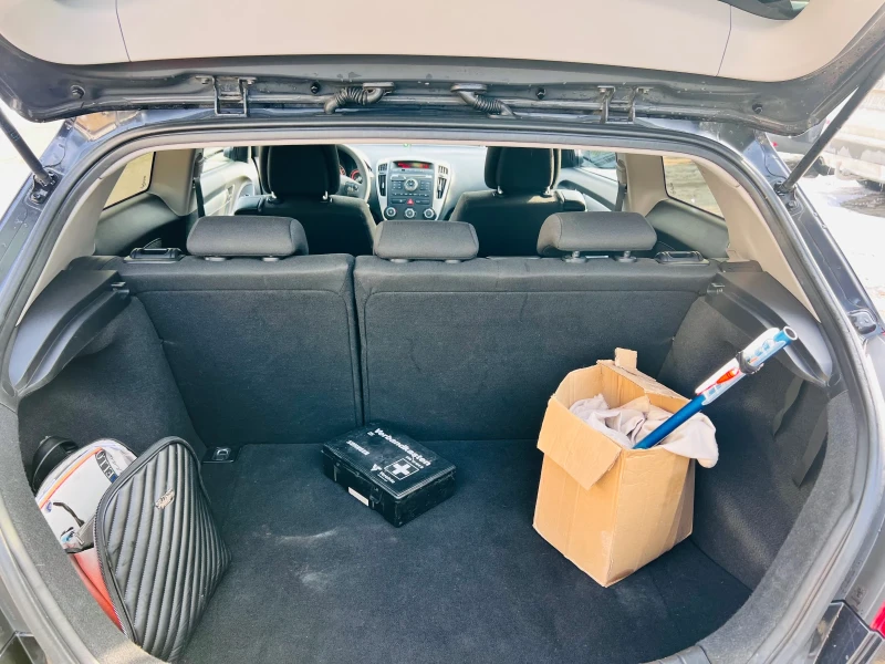 Kia Pro ceed 1.4 , снимка 9 - Автомобили и джипове - 53382591