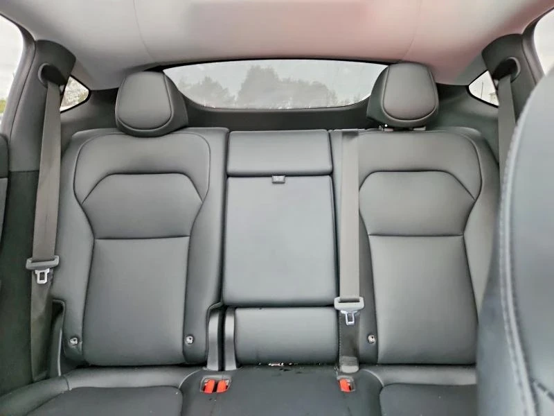Tesla Model Y, снимка 7 - Автомобили и джипове - 56653329