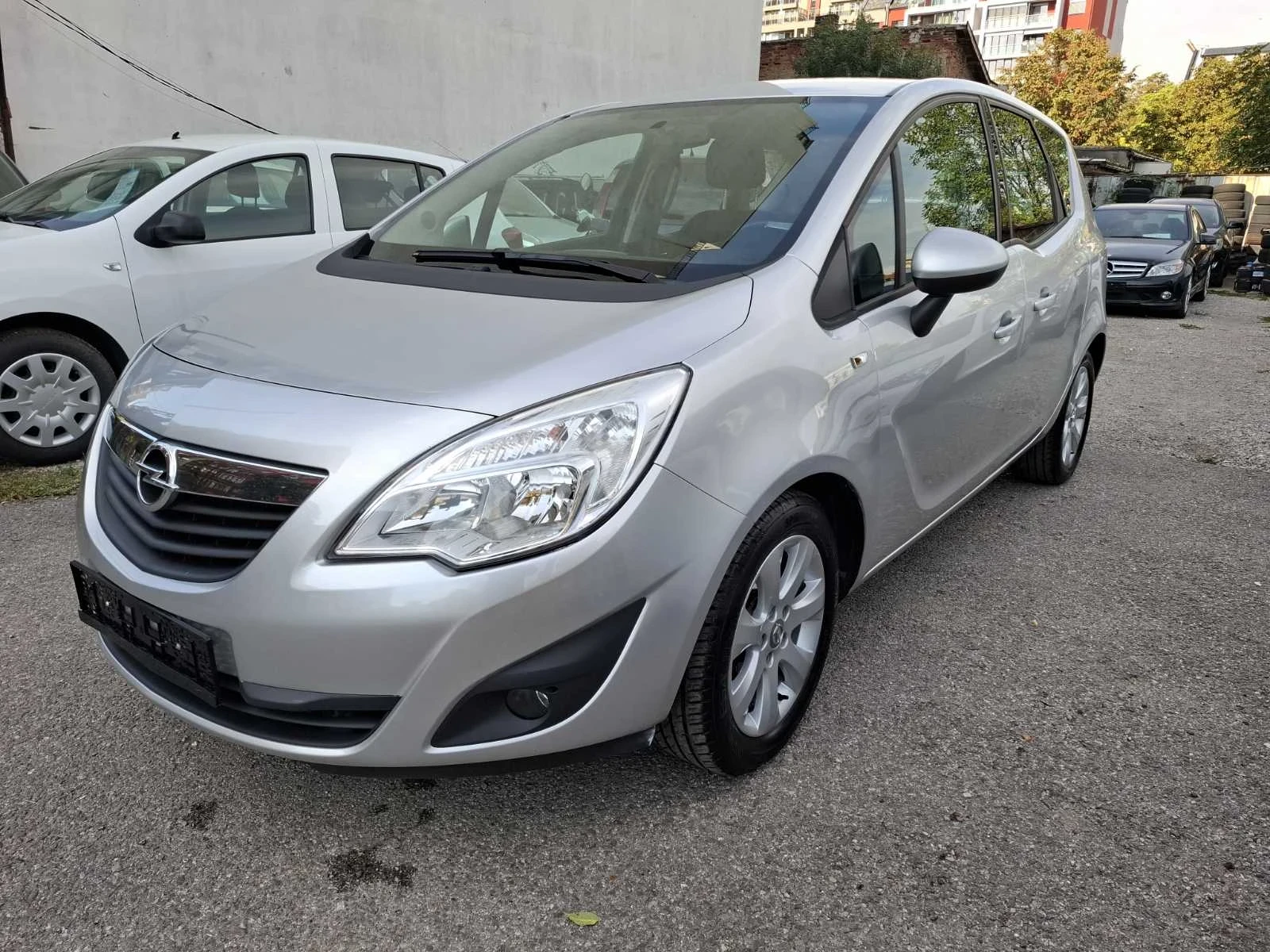 Opel Meriva 1.4 TURBO EURO 5B - изображение 2