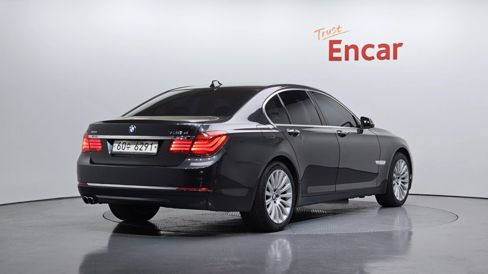 BMW 730 7 Series (F01) 730d xDrive - изображение 2