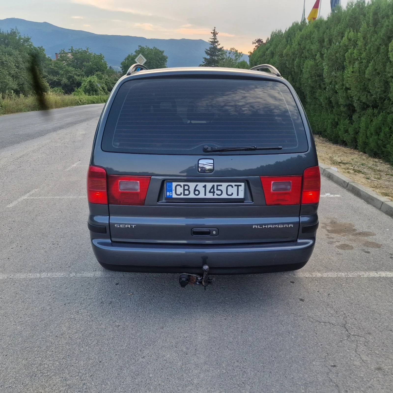 Seat Alhambra Мини ван - изображение 4