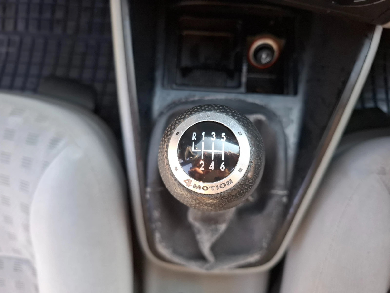 VW Golf 4 Motion 4x4, снимка 14 - Автомобили и джипове - 53739515