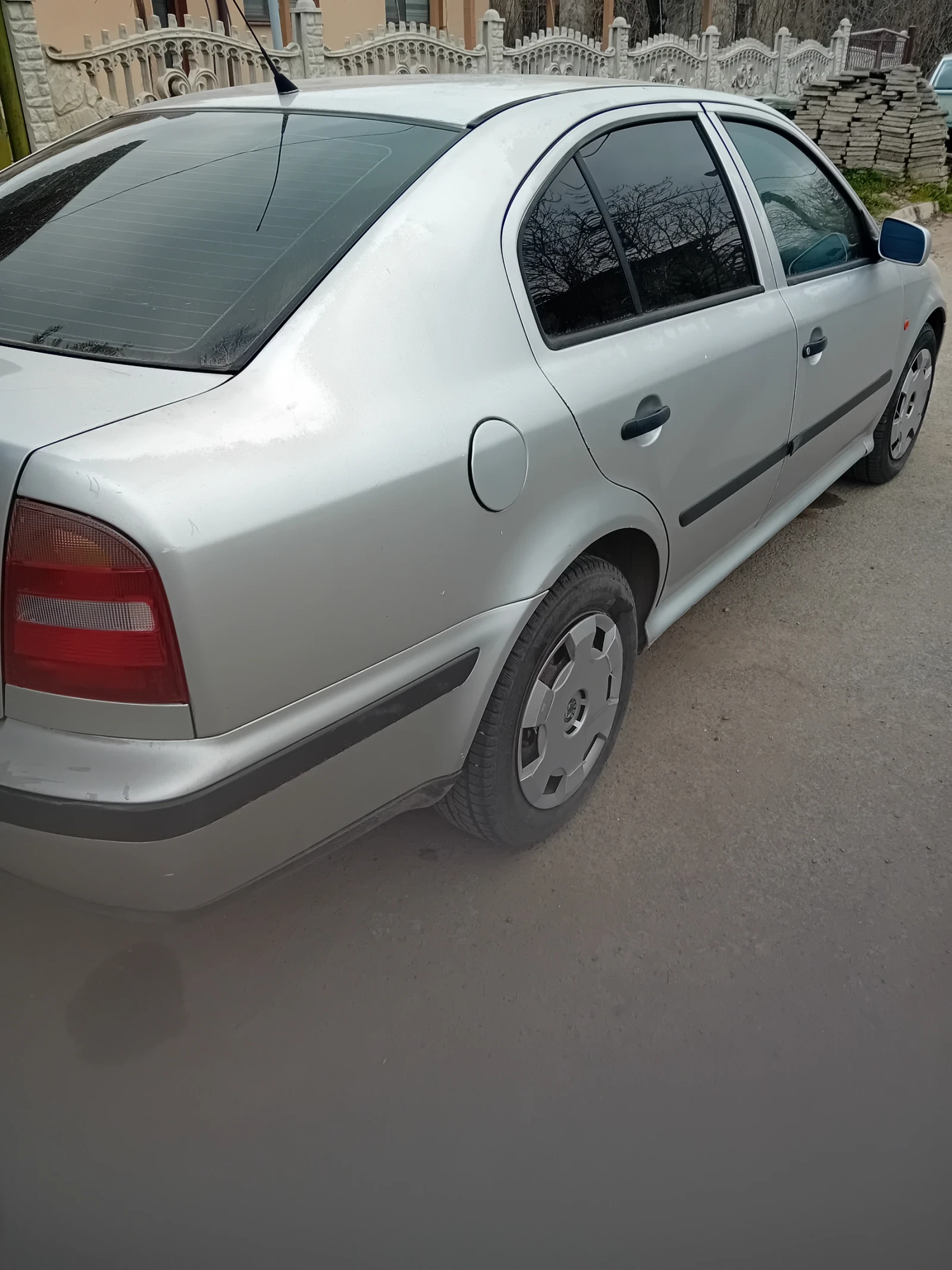 Skoda Octavia 1.8/125кс, 20v, снимка 5 - Автомобили и джипове - 53843657