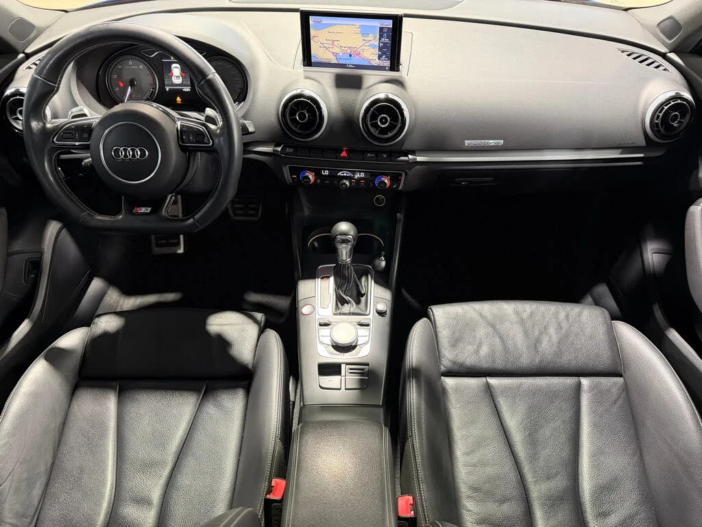 Audi S3 ПОДГРЕВ* КАМЕРА* МЪРТВА ТОЧКА* ШИБИДАХ* КЕЙЛЕС, снимка 7 - Автомобили и джипове - 53975377