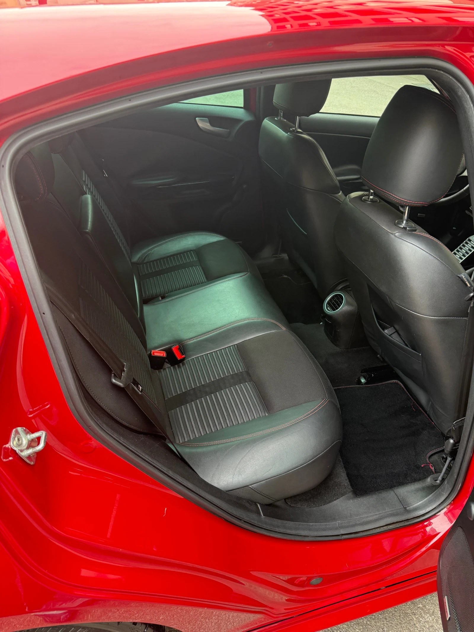 Alfa Romeo Giulietta QV, снимка 12 - Автомобили и джипове - 54404516
