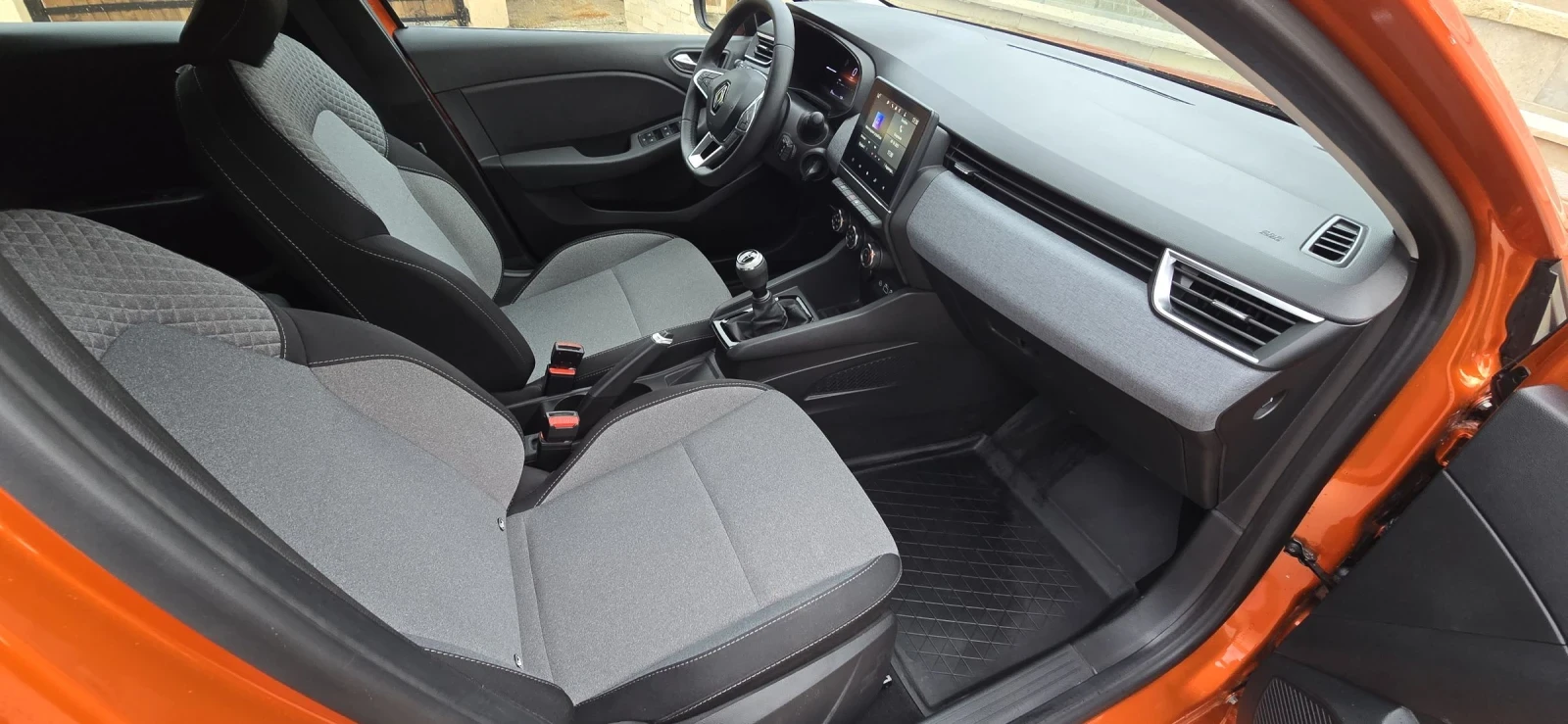 Renault Clio Renault Clio 1.0 2024 5300км., снимка 9 - Автомобили и джипове - 54197793