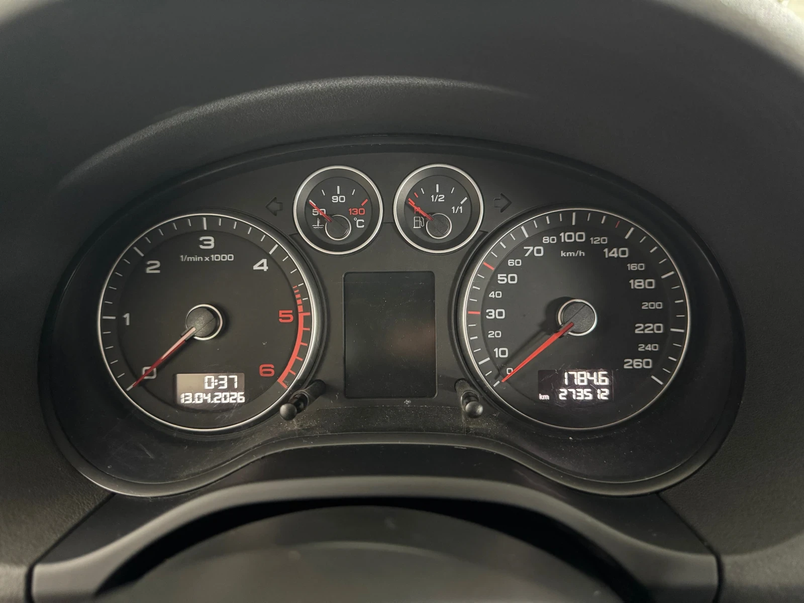 Audi A3 1.9 TDI 105 h.p. * S-LINE * PANORAMA * KOJA, снимка 12 - Автомобили и джипове - 54221277