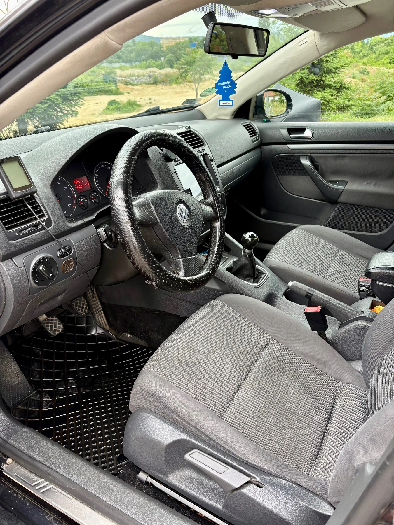 VW Jetta Volkswagen Jetta 1.6 + Газ, снимка 11 - Автомобили и джипове - 54895802
